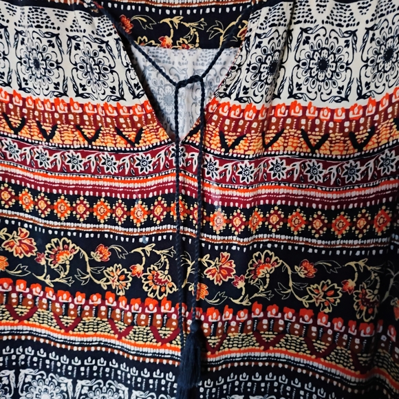 Multicolor Patterned Dress - Picture 3 of 6